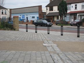 Greenwich Meridian Marker; England; LB Lewisham; Hither Green (SE13)